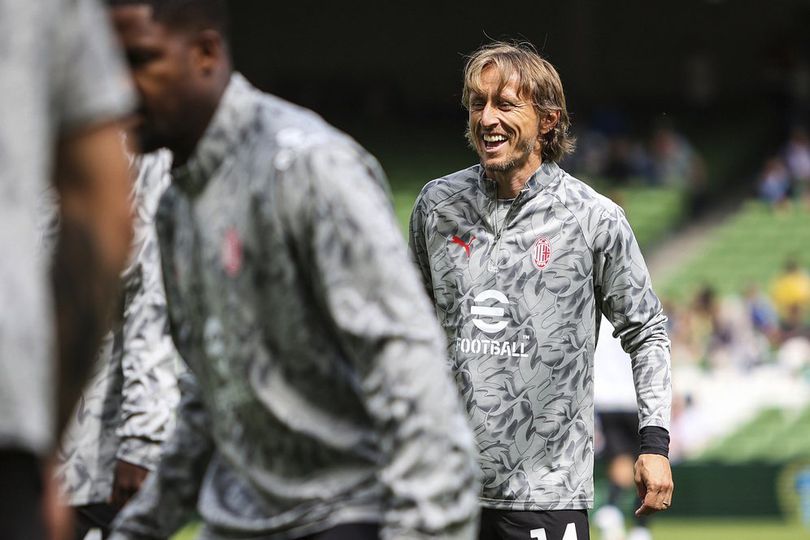 Pemain Milan Terpukau di Latihan Perdana Luka Modric: Aura Juara dan Peran Baru Leao!